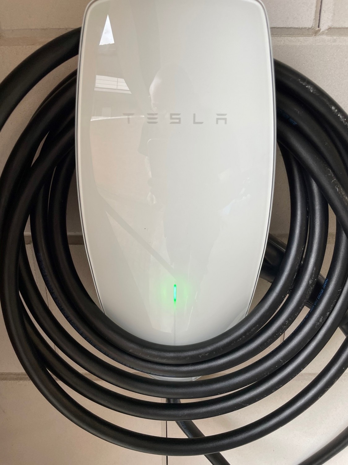Tesla-oplader-1